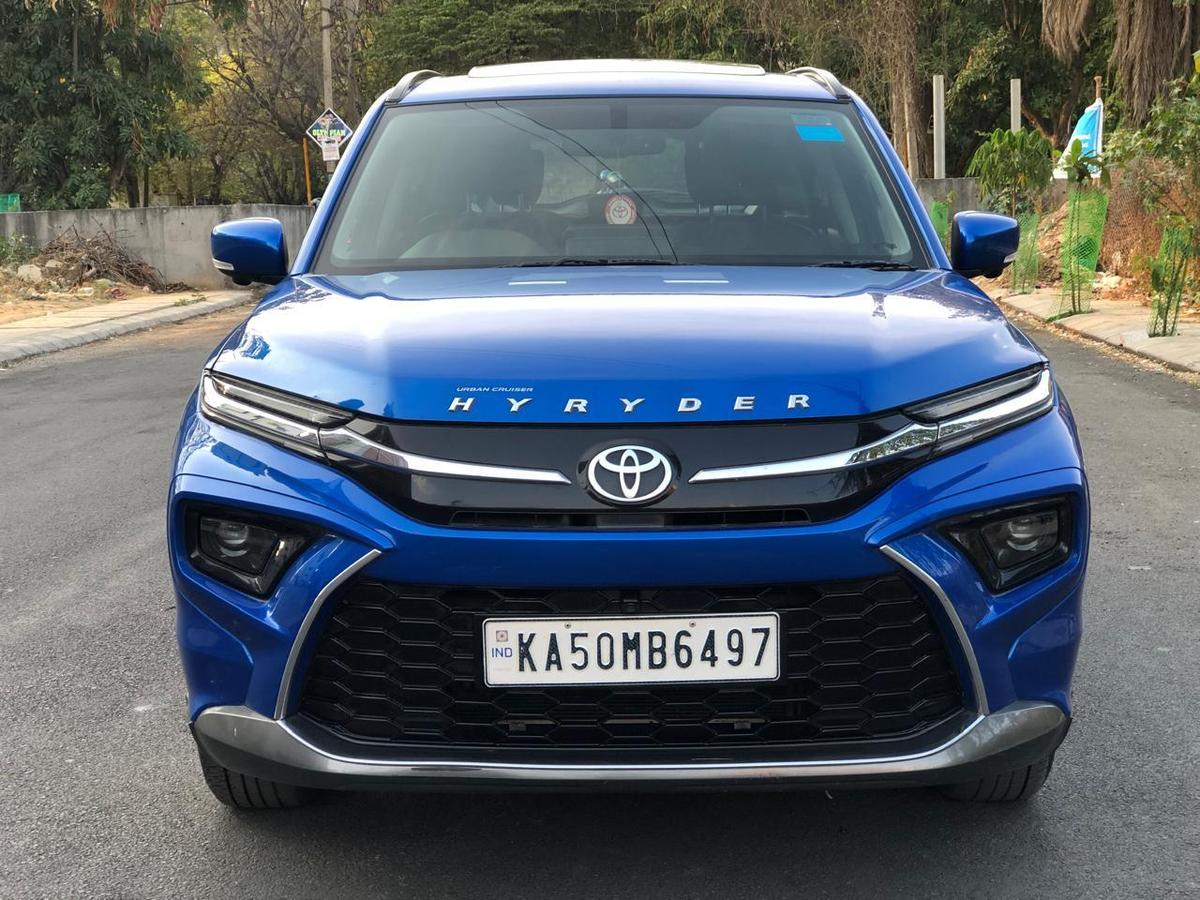 TOYOTA URBAN CRUISER