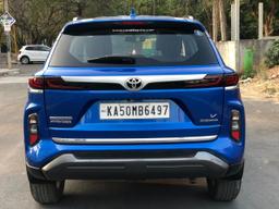 TOYOTA URBAN CRUISER Thumbnail 5